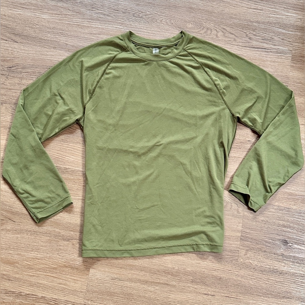 Outdoor Voices Long Sleeve Athletic Olive Green Shirt Men's M